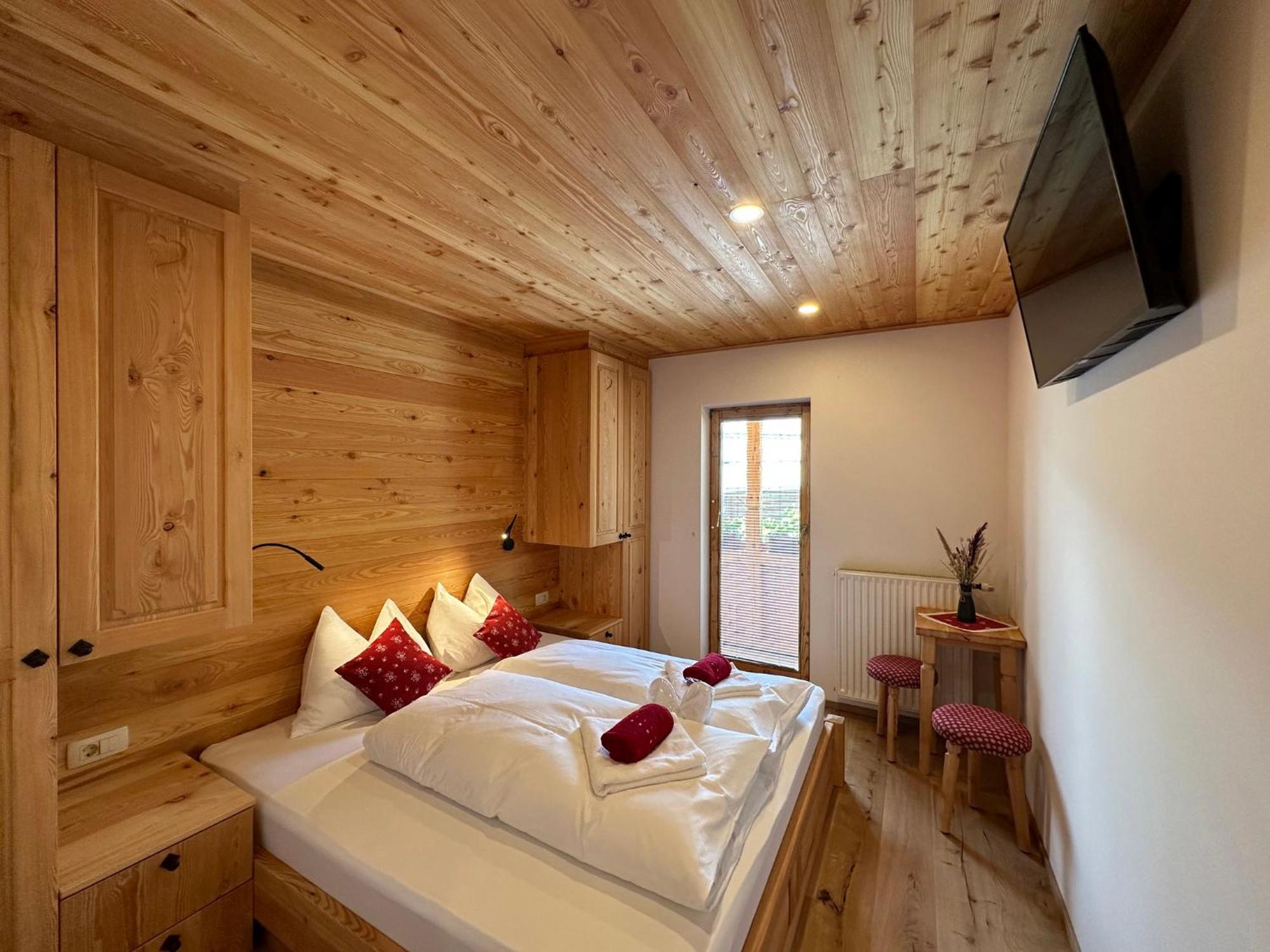 Hotel Surc Кранска гора Екстериор снимка