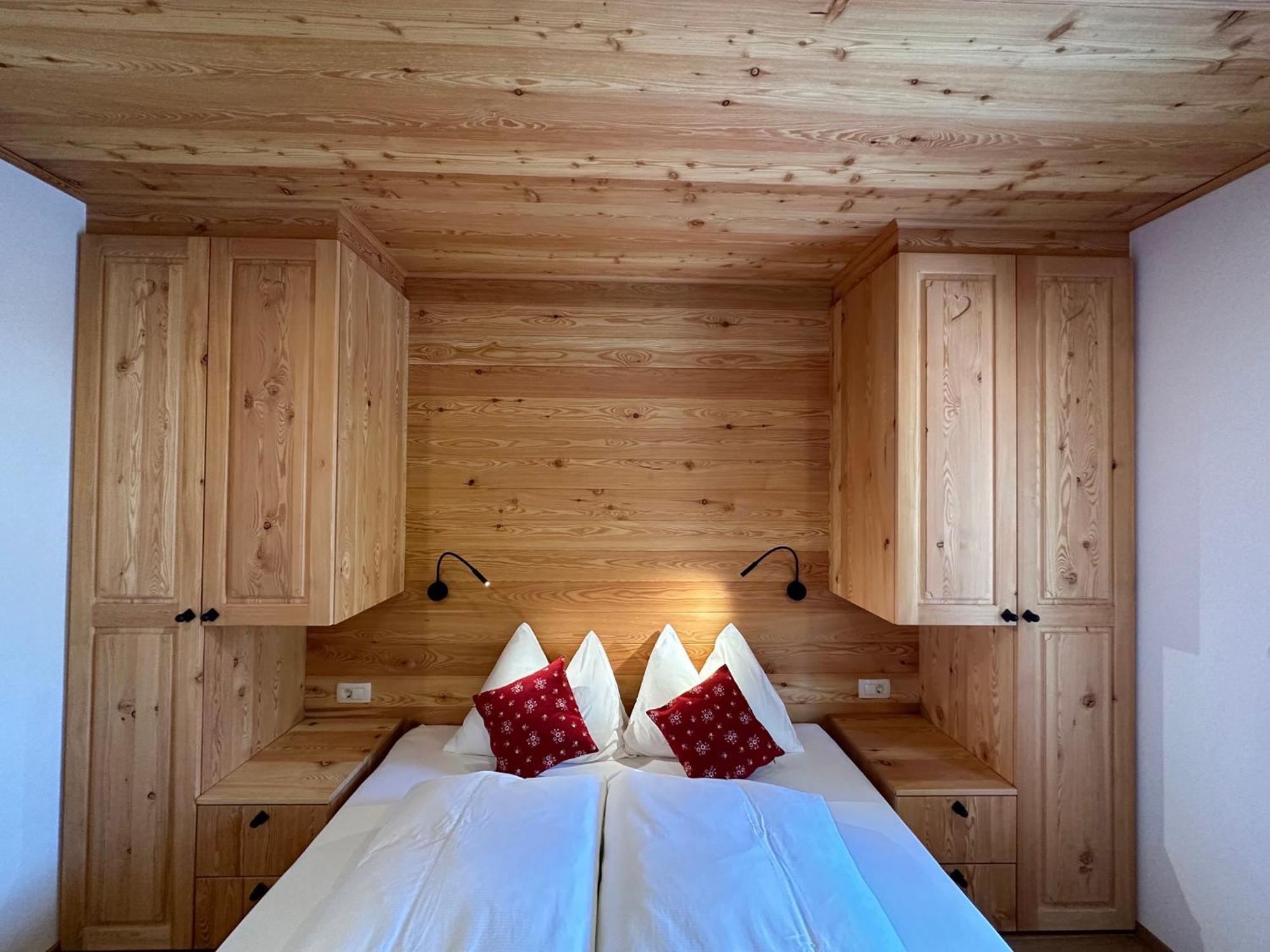 Hotel Surc Кранска гора Екстериор снимка