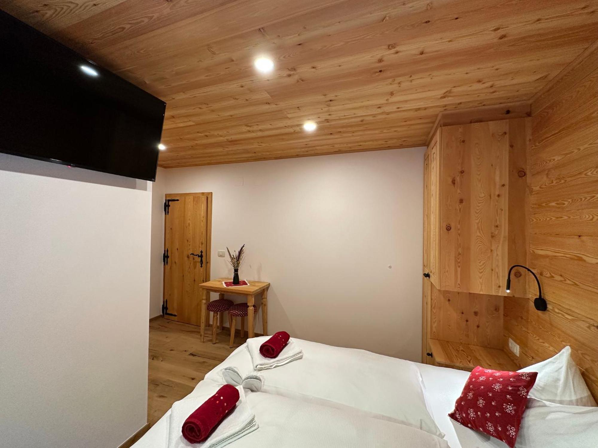 Hotel Surc Кранска гора Екстериор снимка