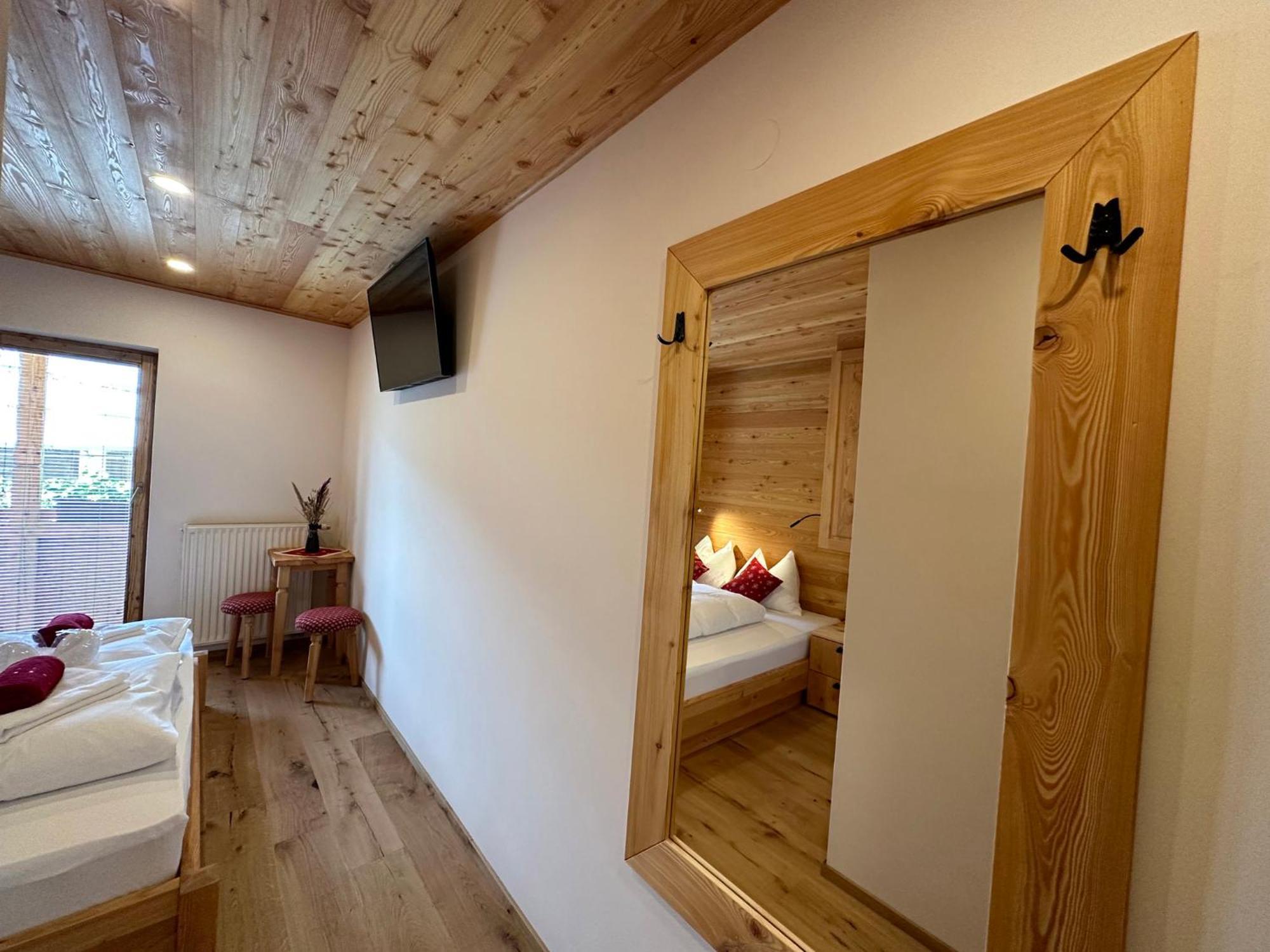 Hotel Surc Кранска гора Екстериор снимка