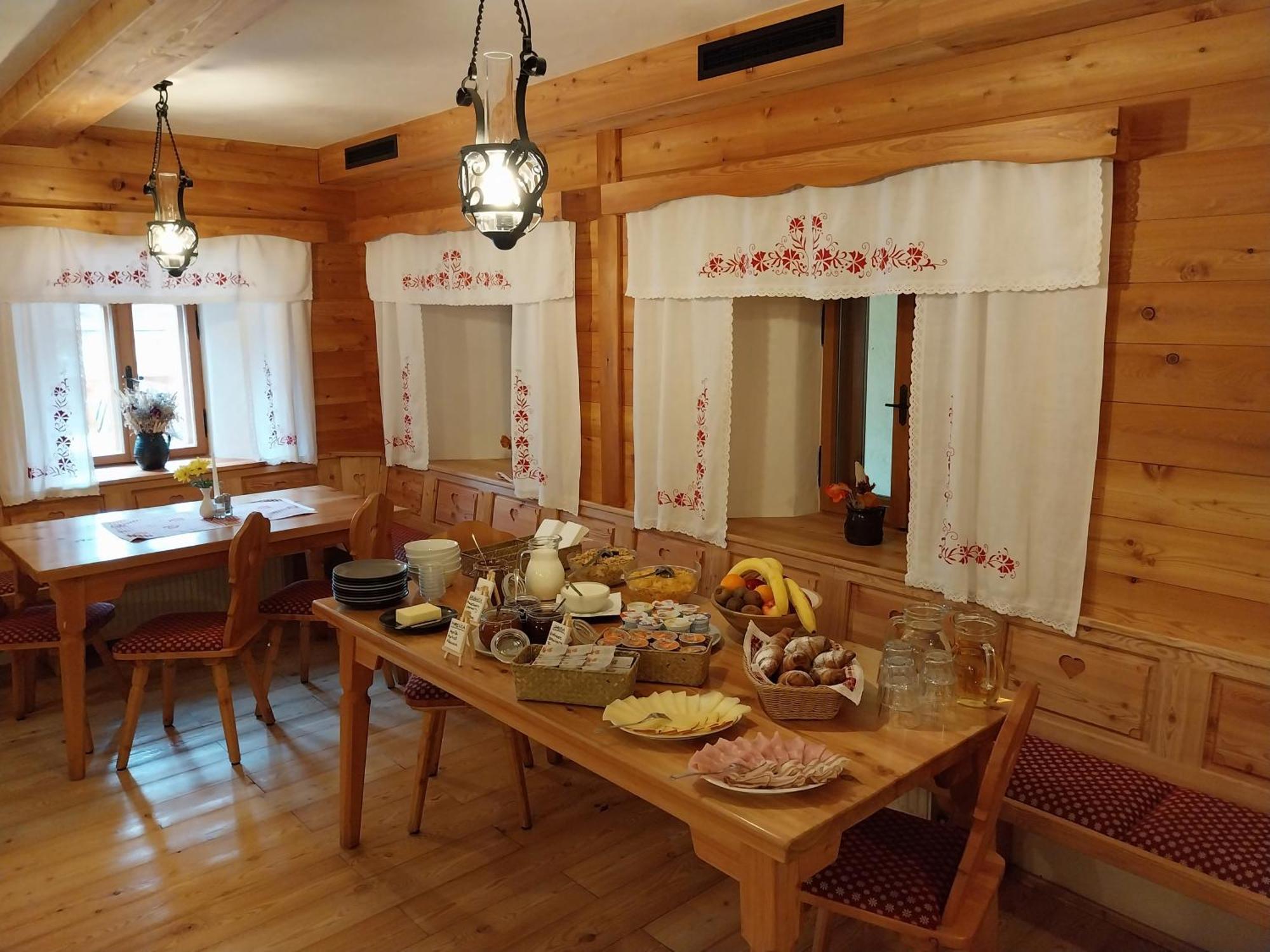 Hotel Surc Кранска гора Екстериор снимка